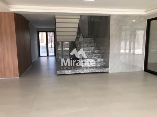 Apartamento Para Alugar com 3 quartos sendo 3 suítes no bairro Santa Mônica em Feira De Santana