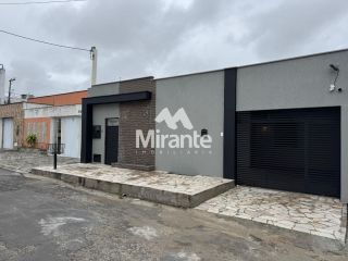 Casa Para Vender com 3 quartos sendo 1 suítes no bairro Queimadinha em Feira De Santana