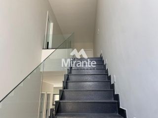 Casa Para Vender com 4 quartos sendo 3 suítes no bairro Sim em Feira De Santana