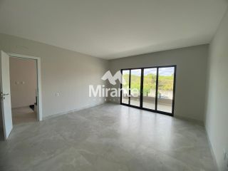 Casa Para Vender com 4 quartos sendo 3 suítes no bairro Sim em Feira De Santana