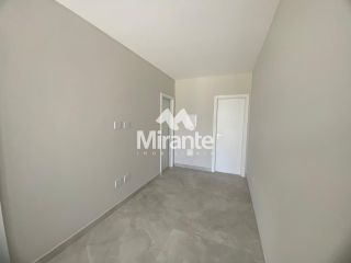 Casa Para Vender com 4 quartos sendo 3 suítes no bairro Sim em Feira De Santana