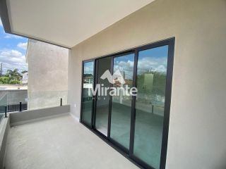 Casa Para Vender com 4 quartos sendo 3 suítes no bairro Sim em Feira De Santana