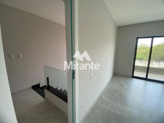 Casa Para Vender com 4 quartos sendo 3 suítes no bairro Sim em Feira De Santana