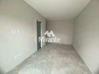 Casa Para Vender com 4 quartos sendo 3 suítes no bairro Sim em Feira De Santana