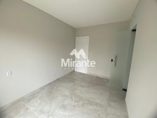 Casa Para Vender com 4 quartos sendo 3 suítes no bairro Sim em Feira De Santana