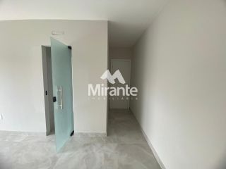 Casa Para Vender com 4 quartos sendo 3 suítes no bairro Sim em Feira De Santana