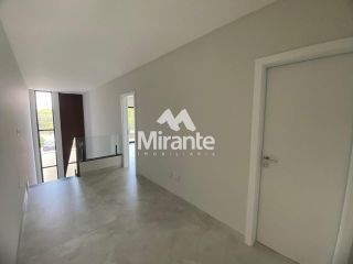 Casa Para Vender com 4 quartos sendo 3 suítes no bairro Sim em Feira De Santana