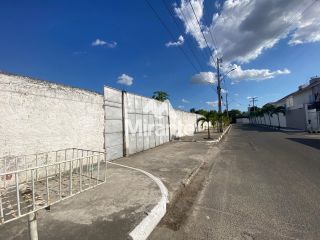 Lote / Terreno de Bairro Para Vender no bairro Brasília em Feira De Santana