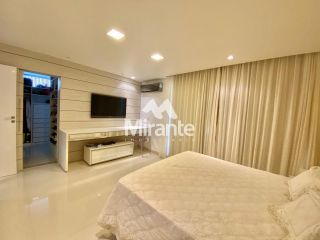 Casa de Condomínio Mobiliada Para Vender com 3 quartos sendo 1 suítes no bairro Sim em Feira De Santana