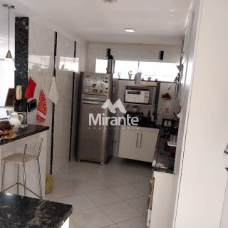 Casa Para Vender com 3 quartos sendo 1 suítes no bairro Santa Mônica em Feira De Santana