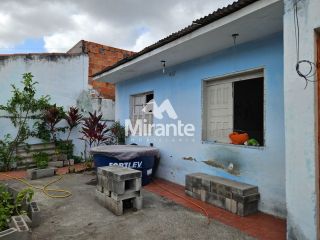 Casa Para Vender com 3 quartos no bairro Jardim Acácia em Feira De Santana