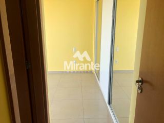 Apartamento Para Alugar com 3 quartos sendo 1 suíte no bairro Santa Mônica em Feira De Santana