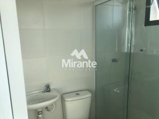 Apartamento Para Alugar com 3 quartos sendo 1 suíte no bairro Santa Mônica em Feira De Santana