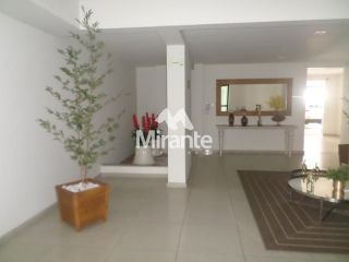 Apartamento Para Alugar com 3 quartos sendo 2 suítes no bairro Santa Mônica em Feira De Santana