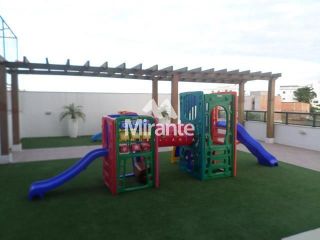 Apartamento Para Alugar com 3 quartos sendo 2 suítes no bairro Santa Mônica em Feira De Santana