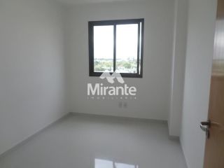 Apartamento Para Alugar com 3 quartos sendo 2 suítes no bairro Santa Mônica em Feira De Santana