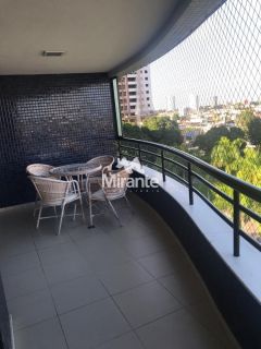 Apartamento Para Vender com 4 quartos sendo 4 suítes no bairro Santa Mônica em Feira De Santana