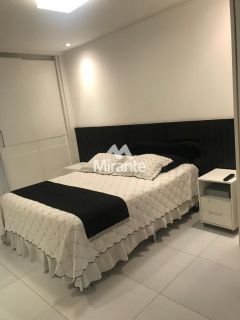 Apartamento Para Vender com 4 quartos sendo 4 suítes no bairro Santa Mônica em Feira De Santana