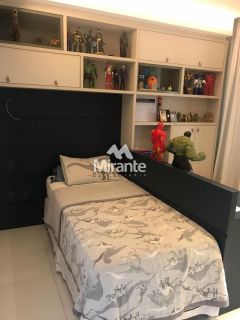 Apartamento Para Vender com 4 quartos sendo 4 suítes no bairro Santa Mônica em Feira De Santana