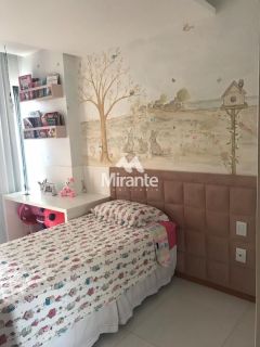 Apartamento Para Vender com 4 quartos sendo 4 suítes no bairro Santa Mônica em Feira De Santana