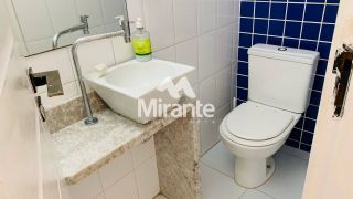 Casa Para Vender com 4 quartos sendo 4 suítes no bairro Santa Mônica em Feira De Santana