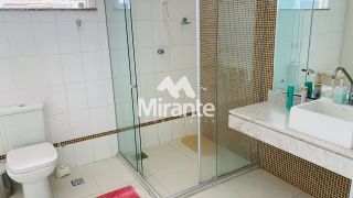 Casa Para Vender com 4 quartos sendo 4 suítes no bairro Santa Mônica em Feira De Santana