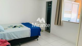 Casa Para Vender com 4 quartos sendo 4 suítes no bairro Santa Mônica em Feira De Santana