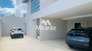 Casa Para Vender com 4 quartos sendo 4 suítes no bairro Santa Mônica em Feira De Santana