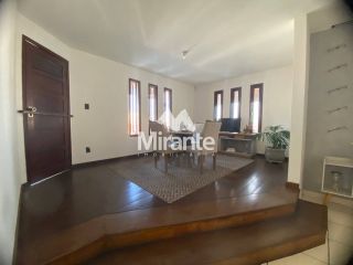 Casa Para Alugar com 4 quartos sendo 1 suíte no bairro Serraria Brasil em Feira De Santana