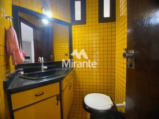 Casa Para Alugar com 4 quartos sendo 1 suíte no bairro Serraria Brasil em Feira De Santana