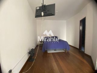 Casa Para Alugar com 4 quartos sendo 1 suíte no bairro Serraria Brasil em Feira De Santana