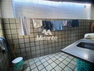 Casa Para Alugar com 4 quartos sendo 1 suíte no bairro Serraria Brasil em Feira De Santana