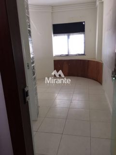 Sala Comercial Para Alugar no bairro Centro em Feira De Santana