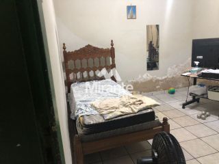Casa Para Alugar com 3 quartos no bairro Capuchinhos em Feira De Santana
