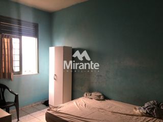 Casa Para Alugar com 3 quartos no bairro Capuchinhos em Feira De Santana