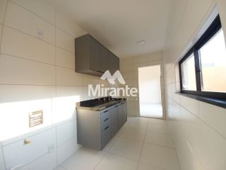 Casa Para Alugar com 3 quartos sendo 3 suítes no bairro Registro em Feira De Santana