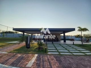 Casa Para Alugar com 3 quartos sendo 3 suítes no bairro Registro em Feira De Santana