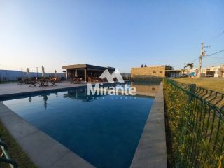 Casa Para Alugar com 3 quartos sendo 3 suítes no bairro Registro em Feira De Santana