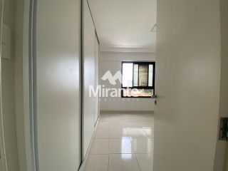 Apartamento Para Alugar com 3 quartos sendo 1 suíte no bairro Santa Mônica em Feira De Santana