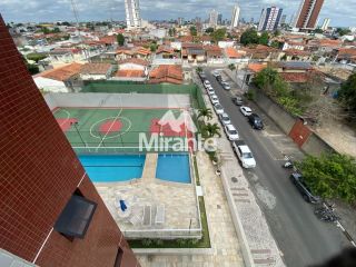 Apartamento Para Alugar com 3 quartos sendo 1 suíte no bairro Santa Mônica em Feira De Santana