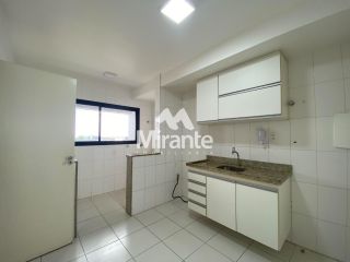 Apartamento Para Alugar com 3 quartos sendo 1 suíte no bairro Santa Mônica em Feira De Santana