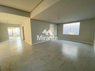 Casa de Condomínio Para Alugar com 3 quartos sendo 3 suítes no bairro Pedra do Descanso em Feira De Santana