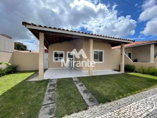 Casa de Condomínio Para Alugar com 3 quartos sendo 1 suítes no bairro Pedra do Descanso em Feira De Santana