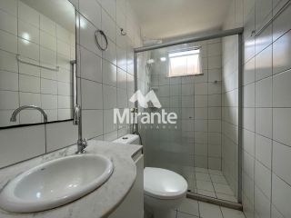 Casa de Condomínio Para Alugar com 3 quartos sendo 1 suítes no bairro Pedra do Descanso em Feira De Santana