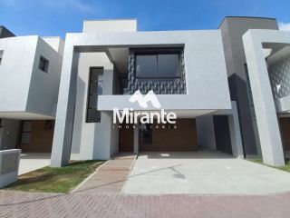 Casa de Condomínio Para Vender com 4 quartos 2 suítes no bairro Lagoa Salgada em Feira De Santana