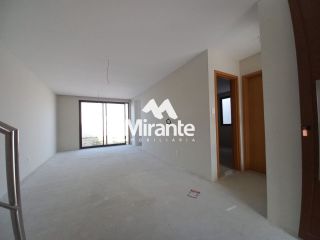 Casa de Condomínio Para Vender com 4 quartos 2 suítes no bairro Lagoa Salgada em Feira De Santana