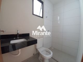 Casa de Condomínio Para Vender com 4 quartos 2 suítes no bairro Lagoa Salgada em Feira De Santana