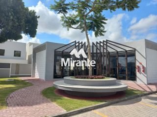 Casa de Condomínio Para Vender com 4 quartos 2 suítes no bairro Lagoa Salgada em Feira De Santana