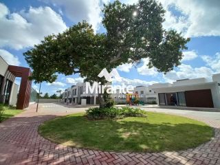 Casa de Condomínio Para Vender com 4 quartos 2 suítes no bairro Lagoa Salgada em Feira De Santana
