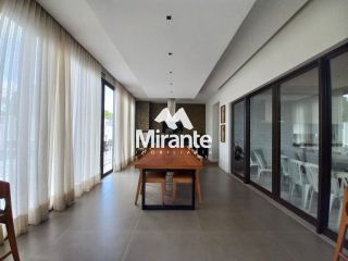 Casa de Condomínio Para Vender com 4 quartos 2 suítes no bairro Lagoa Salgada em Feira De Santana